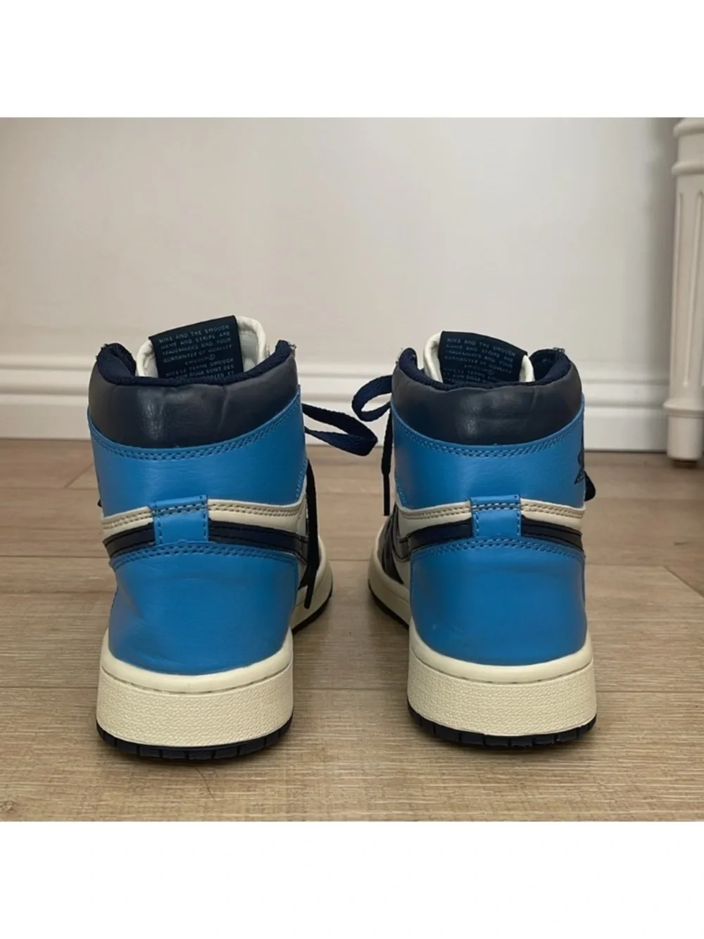 Air Jordan 1 Retro High OG Obsidian University Blue Size 6.5 555088-140